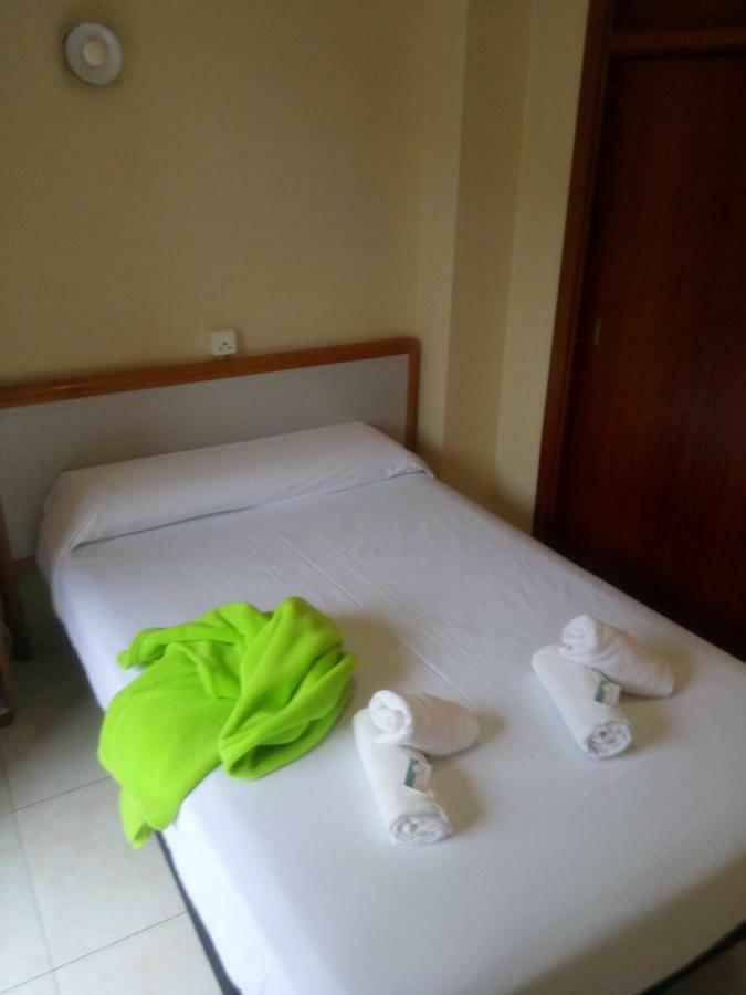 Los Fronterizos Hotel Irun Buitenkant foto