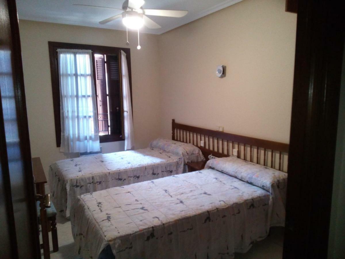 Los Fronterizos Hotel Irun Buitenkant foto